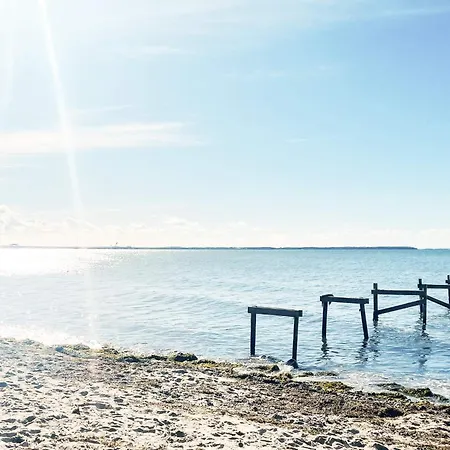 Cozy Summer House Near 펜션