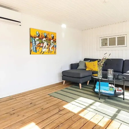 Cozy Summer House Near 펜션 보르딩보르그