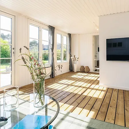 펜션 Cozy Summer House Near 보르딩보르그