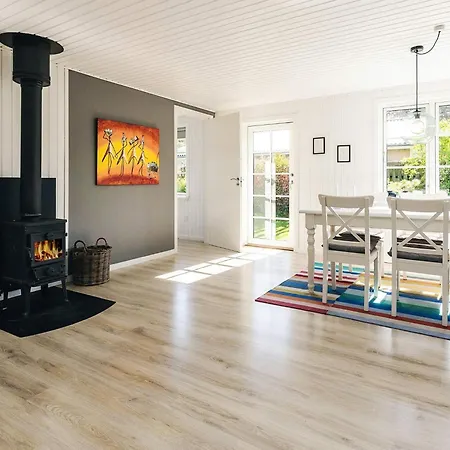 펜션 Cozy Summer House Near