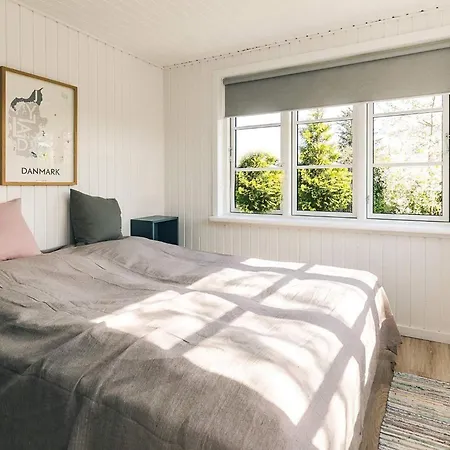 펜션 Cozy Summer House Near *