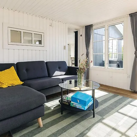 펜션 Cozy Summer House Near