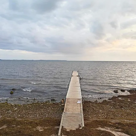 Cozy Summer House Near 펜션 보르딩보르그