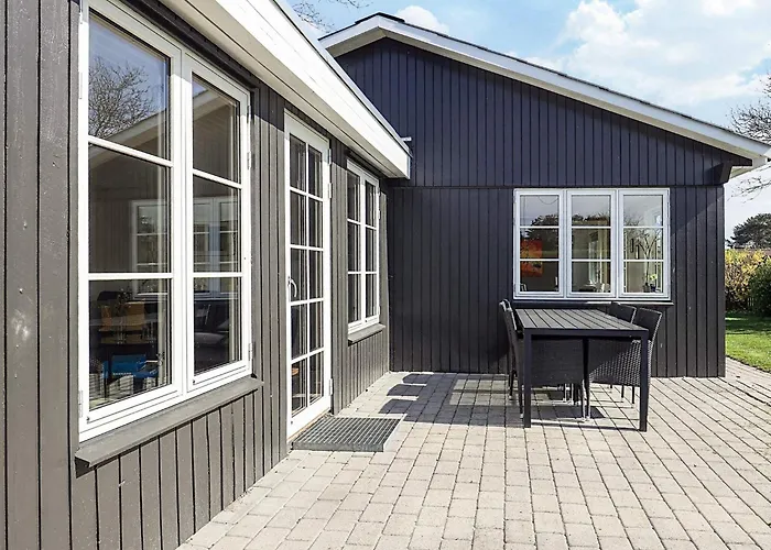 Cozy Summer House Near * Vordingborg